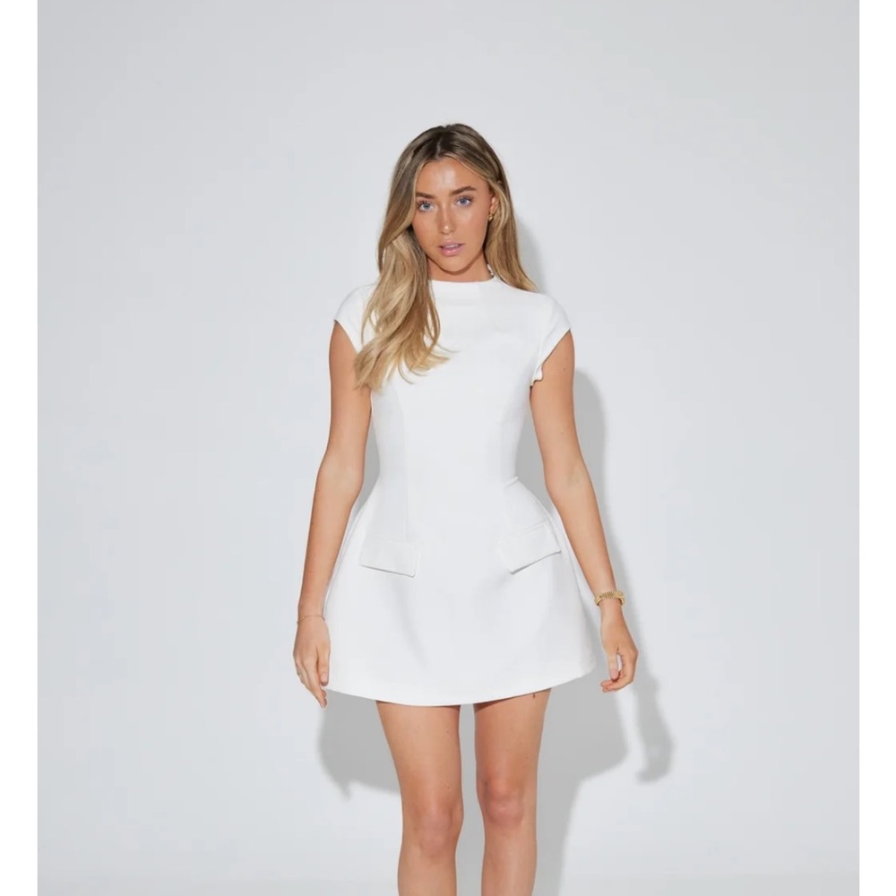 Elegant White Mini Dress